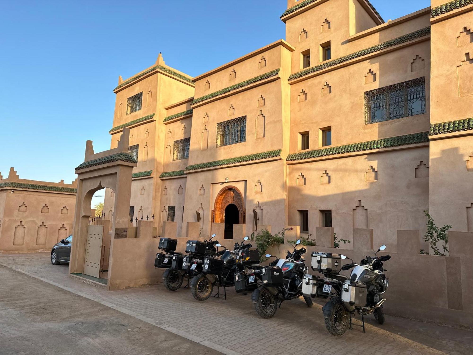 Desert Villa Boutique Hotel メルズーガ エクステリア 写真